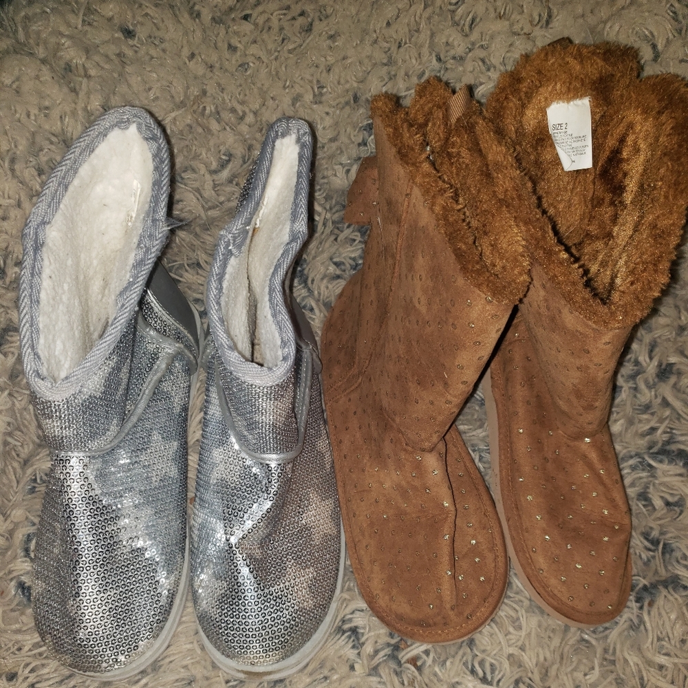 Bundle of girls boots, size 2 and 3